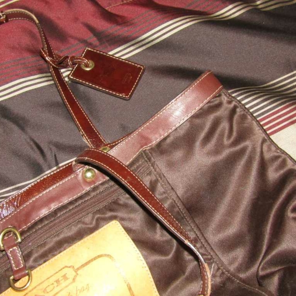 Coach overnight bag - Picture 2 of 6